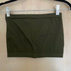Dark green crop top size small